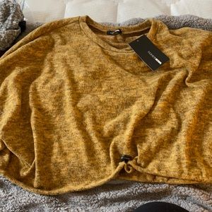 Fashion nova crop top